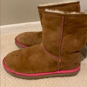 Short fashion Uggs
